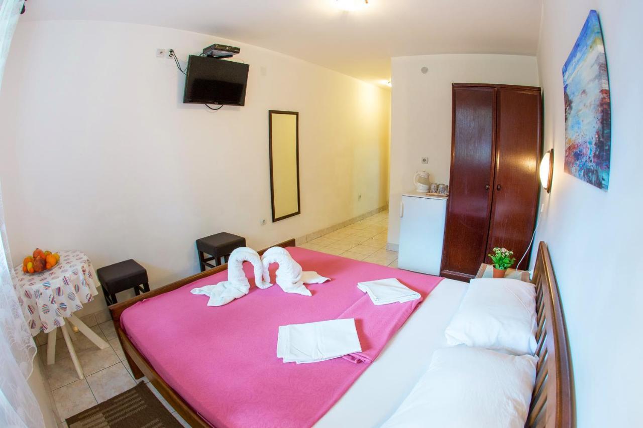 Guest House Mandarina Budva Eksteriør bilde